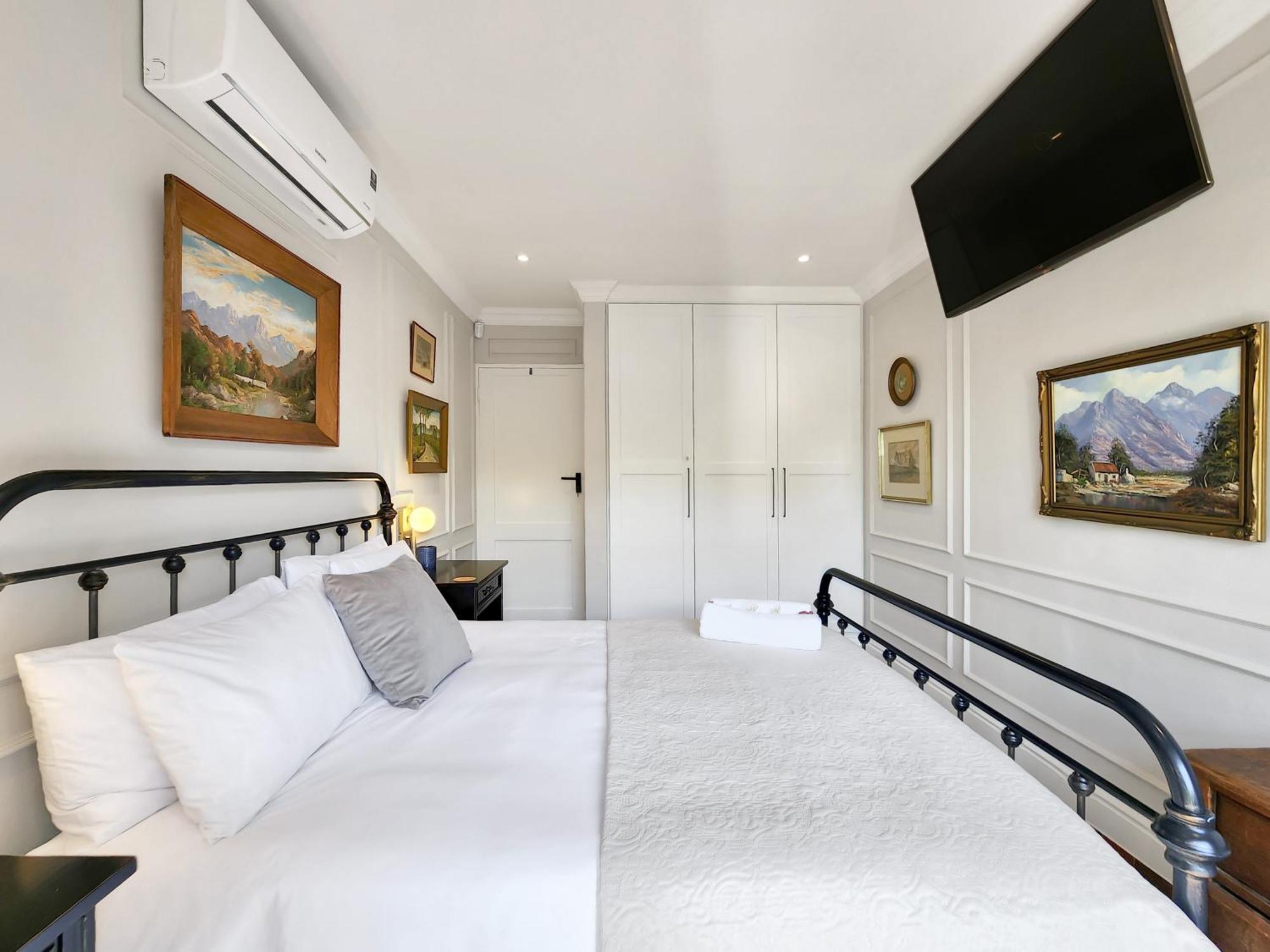 Branch & Vine Cottages - Constantia - Formerly Pinoak Cottages Kaapstad Buitenkant foto
