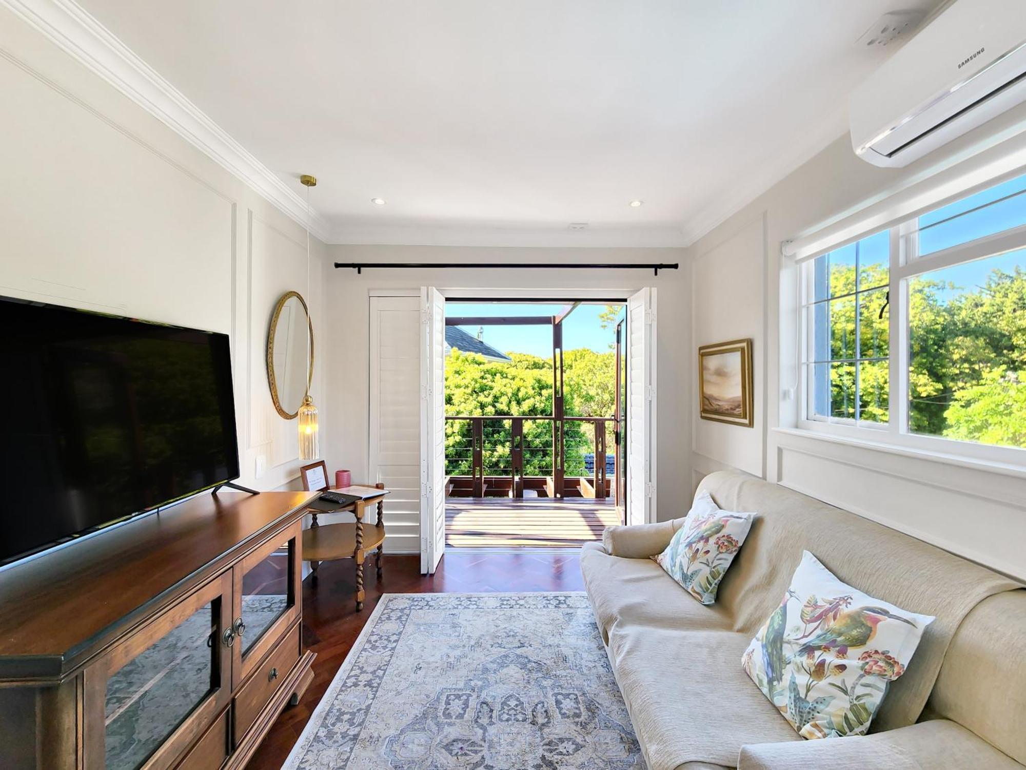 Branch & Vine Cottages - Constantia - Formerly Pinoak Cottages Kaapstad Buitenkant foto